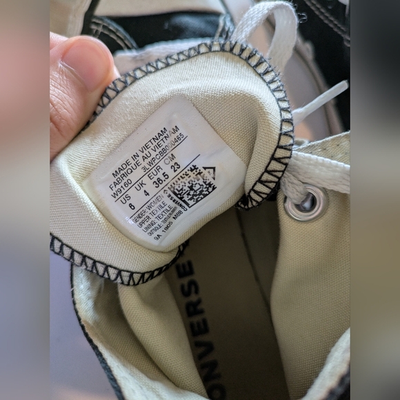 Converse All Star Chuck Taylor Black White Classic High Top Sneakers Women's 6 - Picture 5 of 10